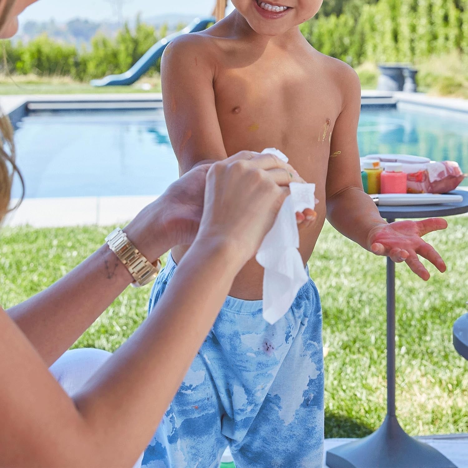 Refreshing Wet Wipes for Face | Facial Cleansing | Refreshing & Skin Hydration| Soothing for skin | pH Balance & Alcohol Free | Nourishing with Fruit extract | 25 Wipes Refreshing Wet Wipes for Face | Facial Cleansing | Refreshing & Skin Hydration| Soothing for skin | pH Balance & Alcohol Free | Nourishing with Fruit extract | 25 Wipes